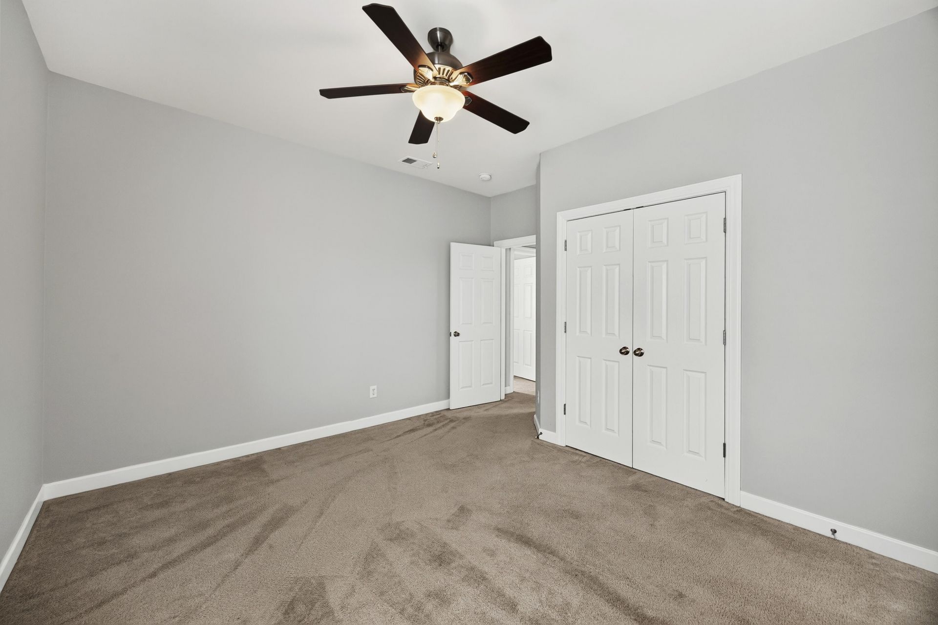 1015 Turtle Dove Lane Photo 32