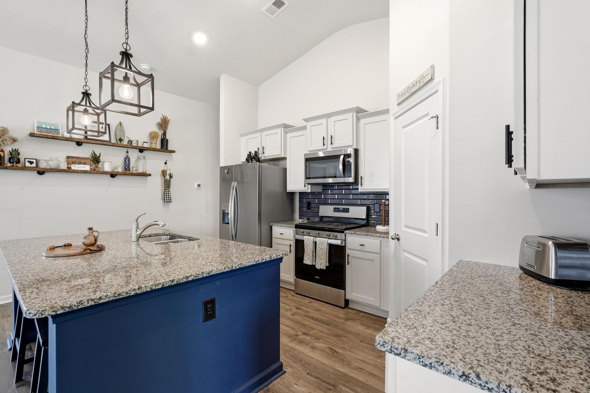 1720 Berkley Village Loop  Photo 10