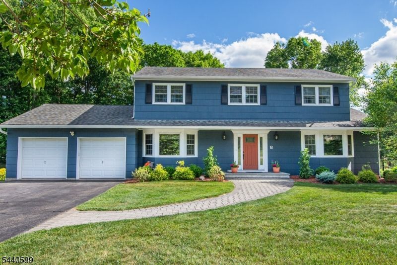 8 Clearfield Rd, Roxbury, NJ 07876 Main Photo