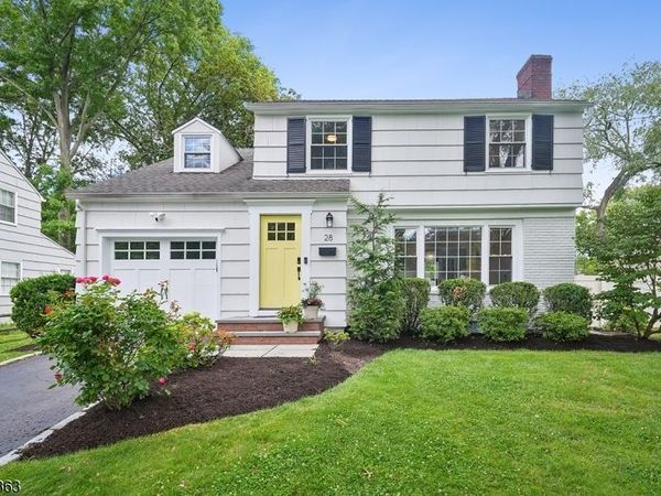 28 CANTERBURY LANE, Millburn, NJ 07078
