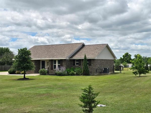 2462 Mcconnell Road, Gunter, TX 75058
