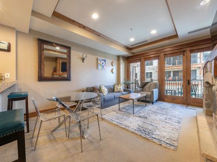 8001 Northstar Drive, Unit #212, Truckee, CA 96161 Photo