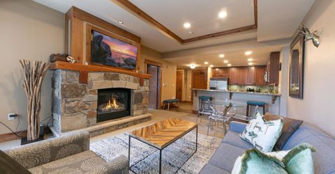 8001 Northstar Drive, Unit #212, Truckee, CA 96161 Photo