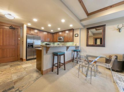 8001 Northstar Drive, Unit #212, Truckee, CA 96161 Photo