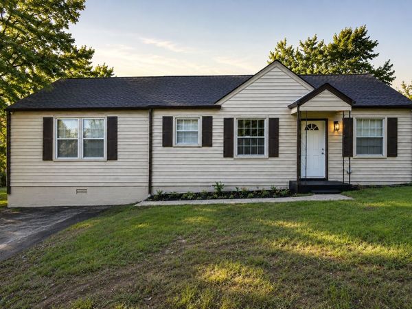 1232 Coarsey Dr, Nashville, TN 37217