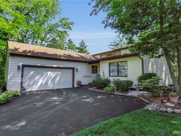 229 Robin Road , Buffalo, NY 14228