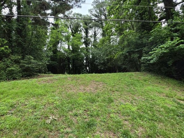 618 Simone Way, Stone Mountain, GA 30087