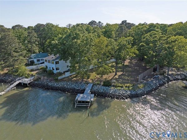 24 Lake Avenue, Deltaville, VA 23043