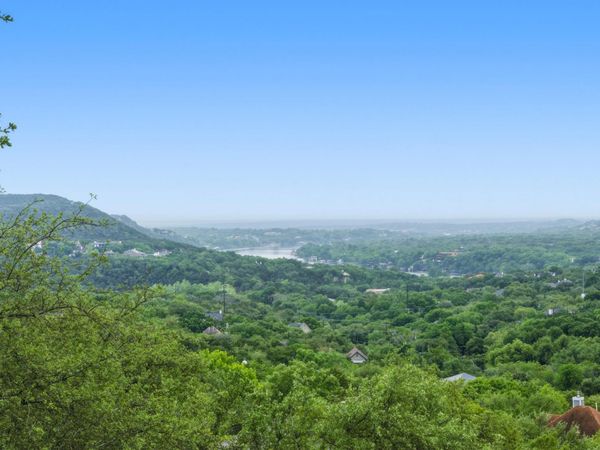 5918 Mountain Villa DR, Austin, TX 78731