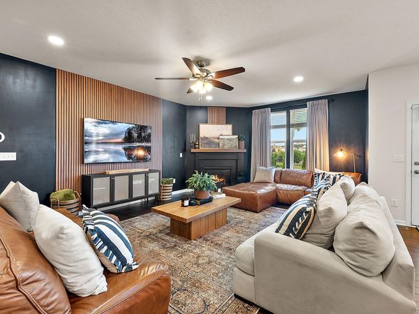 704 Groveland Circle, Ann Arbor, MI 48108
