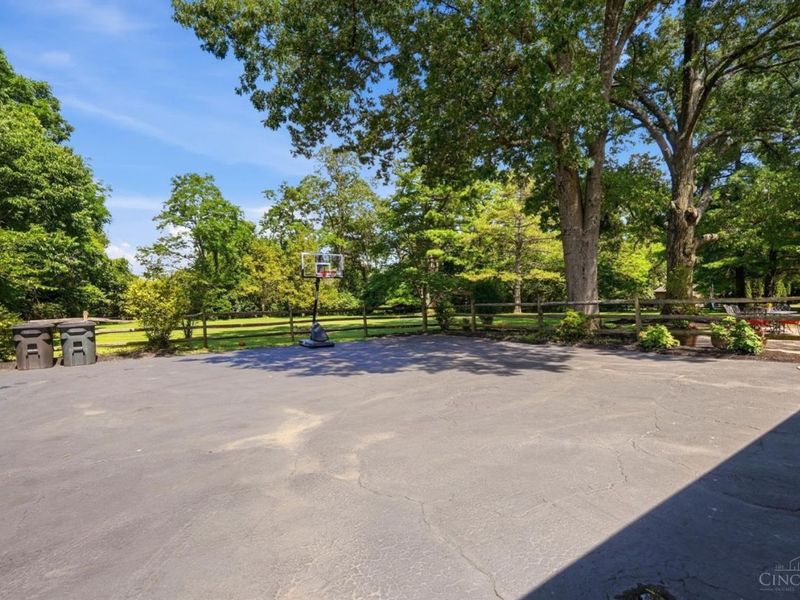 8520 Arborcrest Drive, Amberley, OH 45236 Photo 53