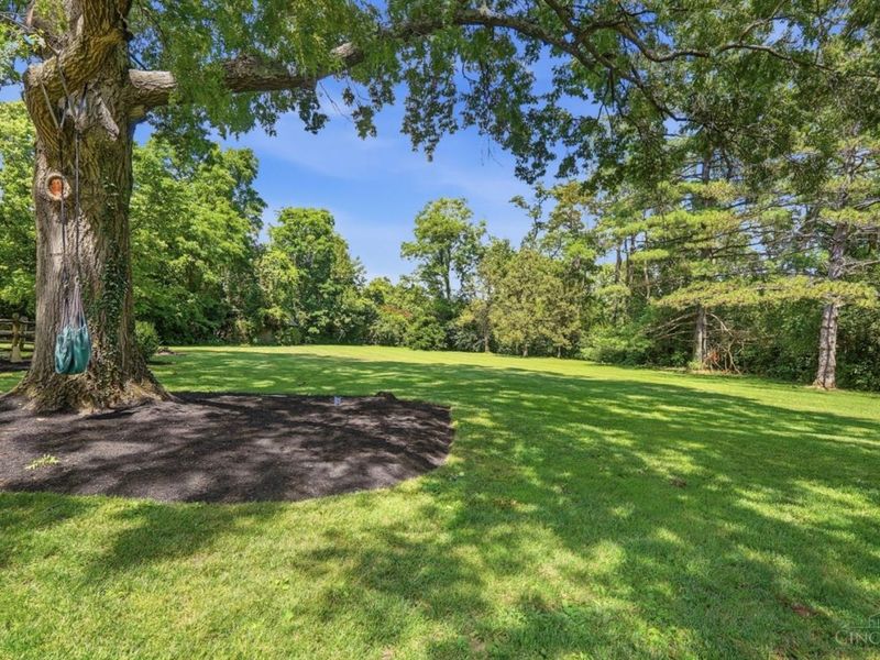 8520 Arborcrest Drive, Amberley, OH 45236 Photo 57