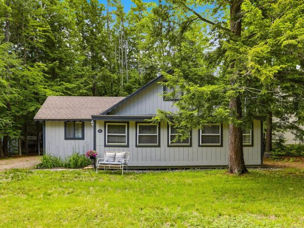 200 Paradise Drive, Moultonborough, NH 03254