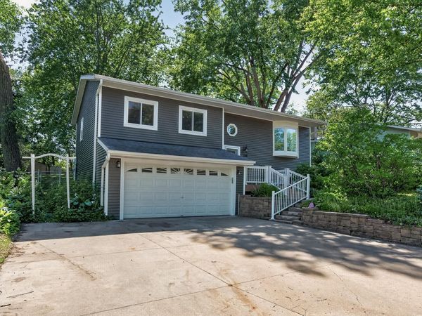 128 Birchwood Drive N, Stillwater, MN 55082