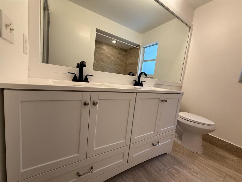 2927 Bogota Avenue, Hollywood, FL 33026 Photo