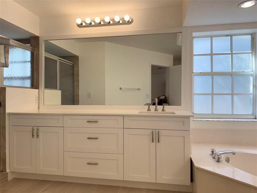 2927 Bogota Avenue, Hollywood, FL 33026 Photo