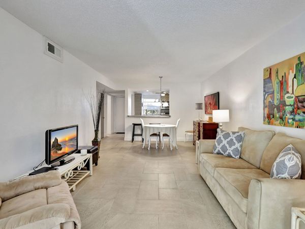 330 NE 26th Avenue, Unit 1080, Boynton Beach, FL 33435
