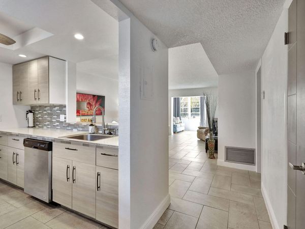 330 NE 26th Avenue, Unit 1080, Boynton Beach, FL 33435