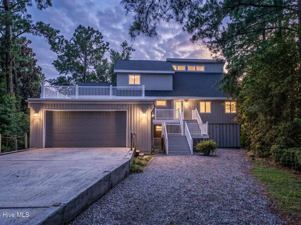 5616 Gondolier Drive , New Bern, NC 28560