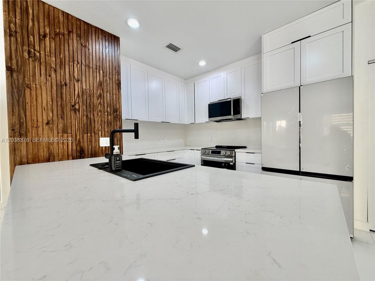 9425 NW 47th Ter , Doral, FL 33178 Photo