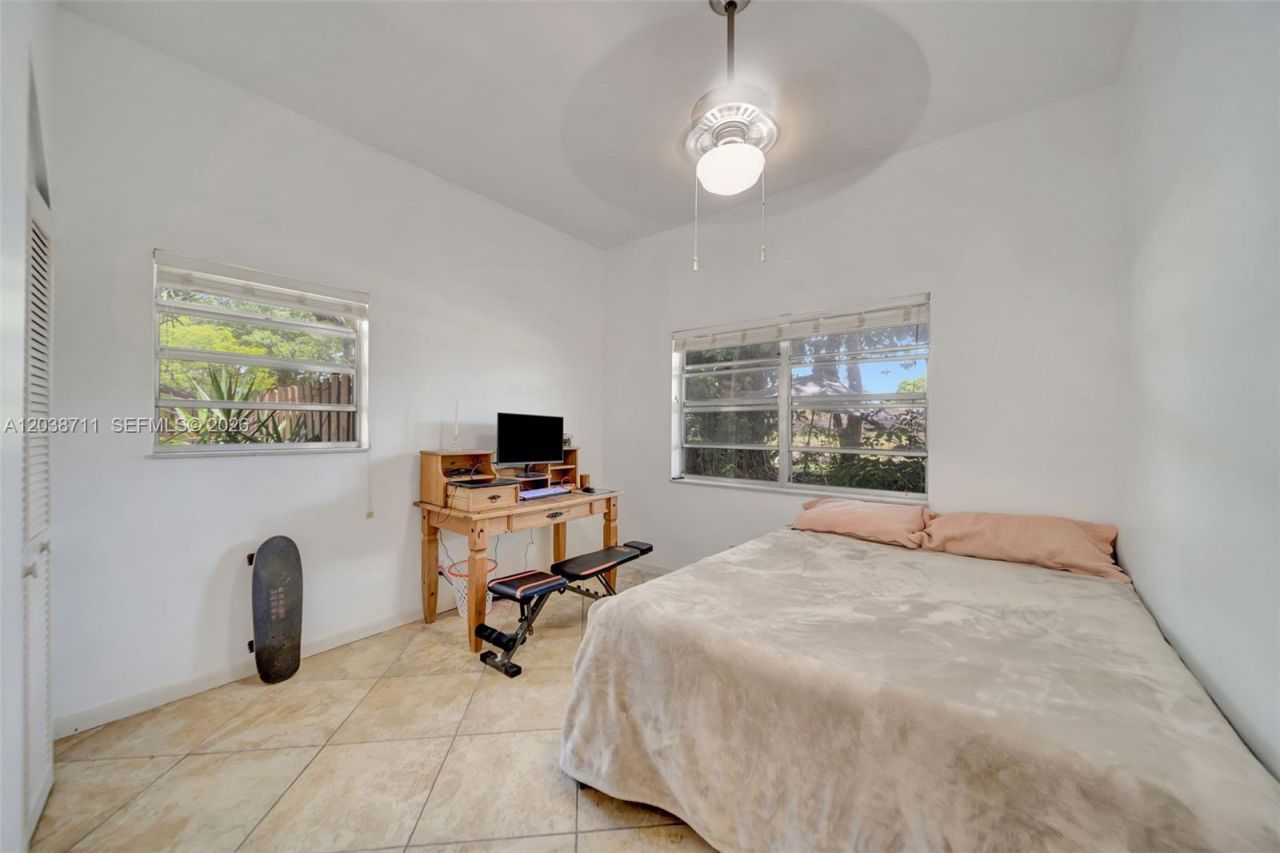 7447 W Sunrise Blvd , Unit 7447, Plantation, FL 33313 Photo