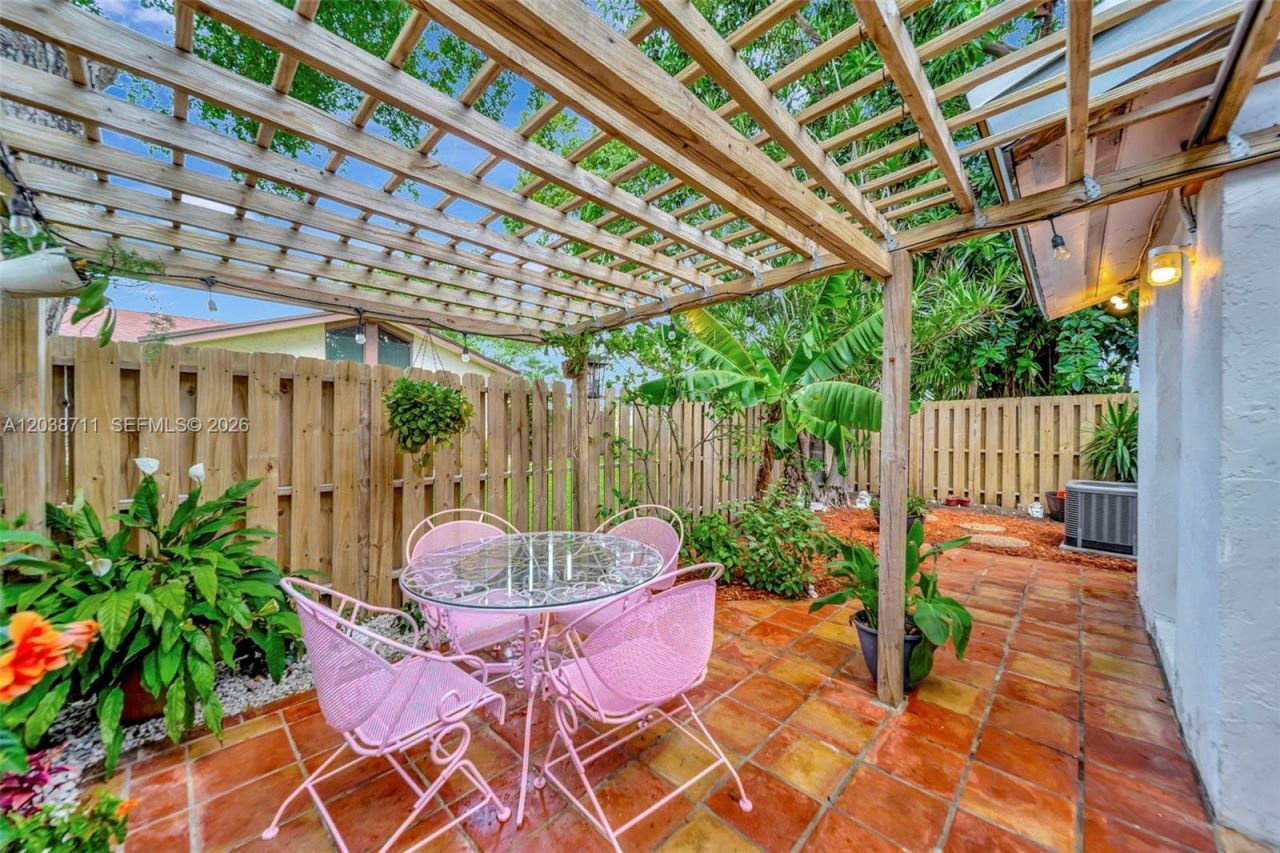 7447 W Sunrise Blvd , Unit 7447, Plantation, FL 33313 Photo