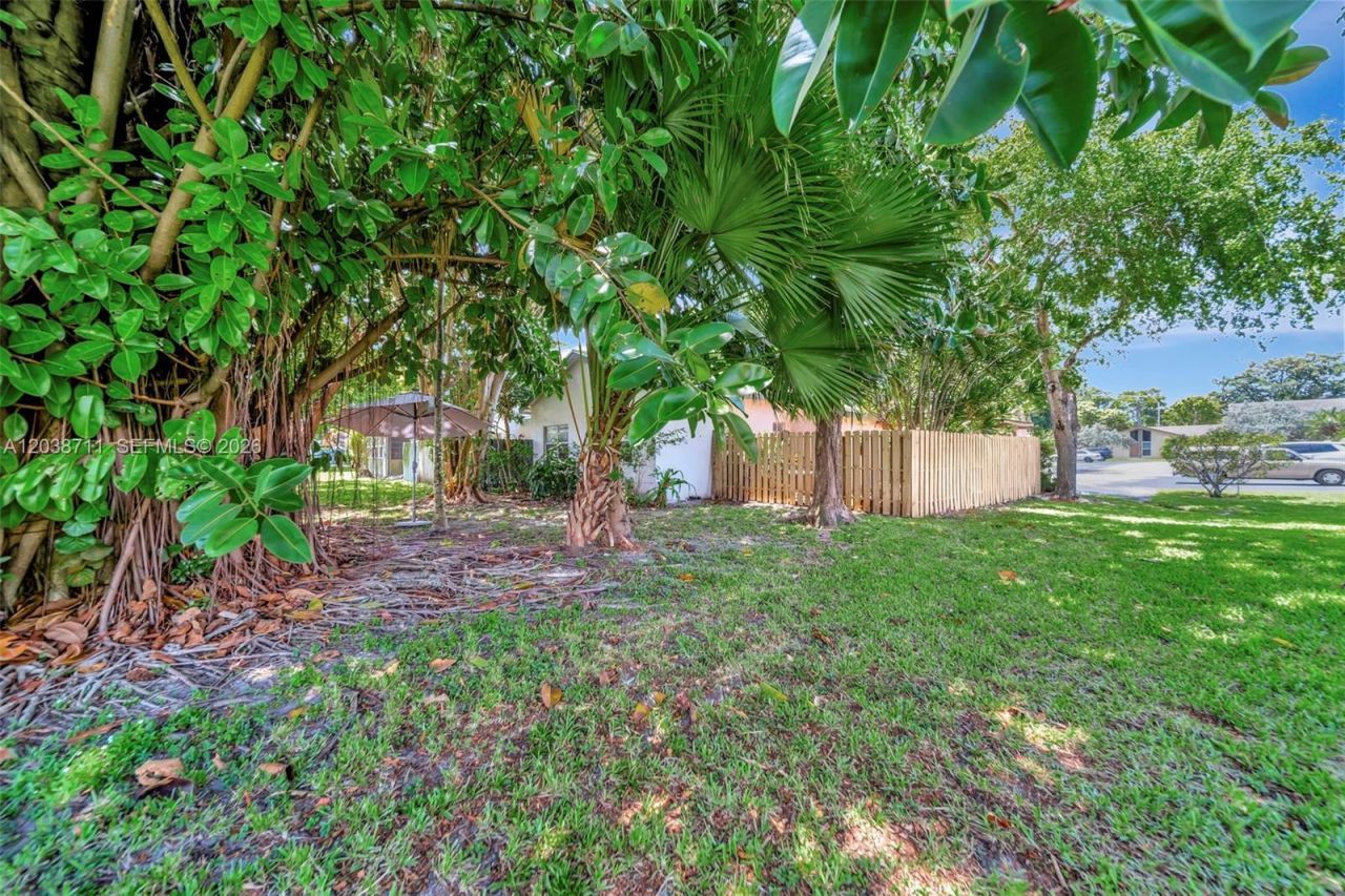 7447 W Sunrise Blvd , Unit 7447, Plantation, FL 33313 Photo