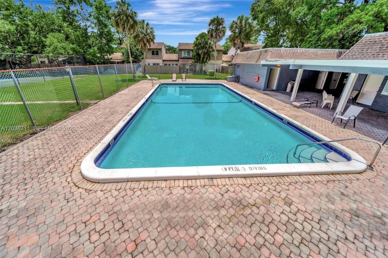 7447 W Sunrise Blvd , Unit 7447, Plantation, FL 33313 Photo