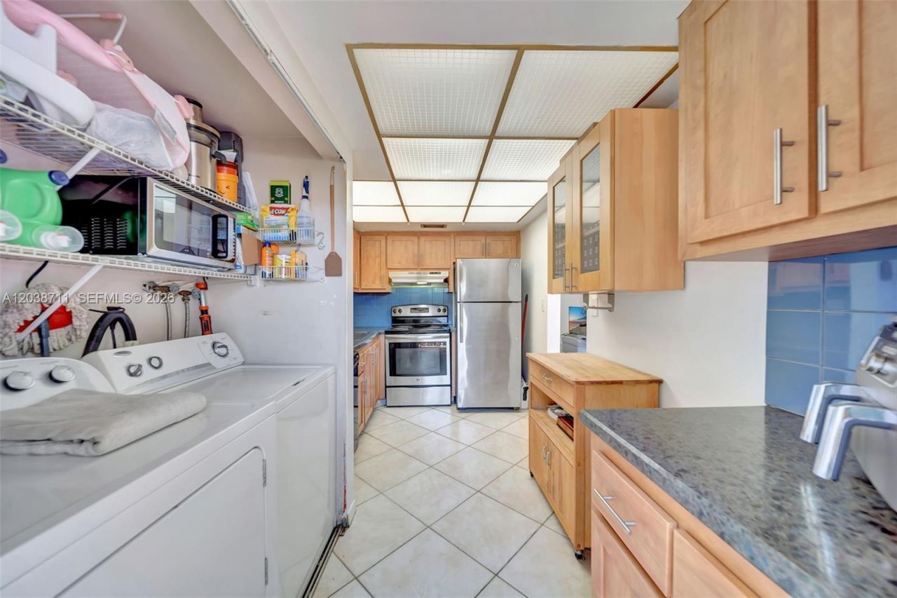 7447 W Sunrise Blvd , Unit 7447, Plantation, FL 33313 Photo
