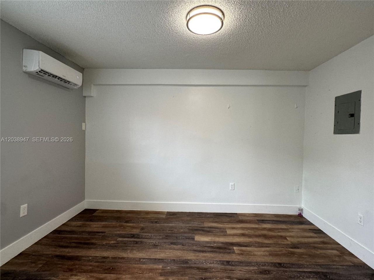 529 SW 4th St , Unit 104, Miami, FL 33130 Photo