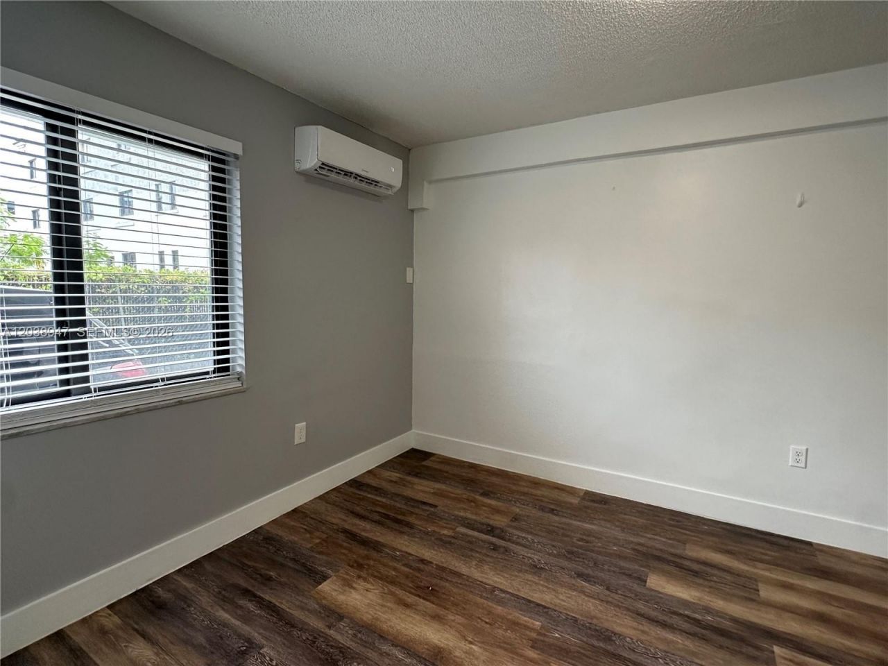 529 SW 4th St , Unit 104, Miami, FL 33130 Photo