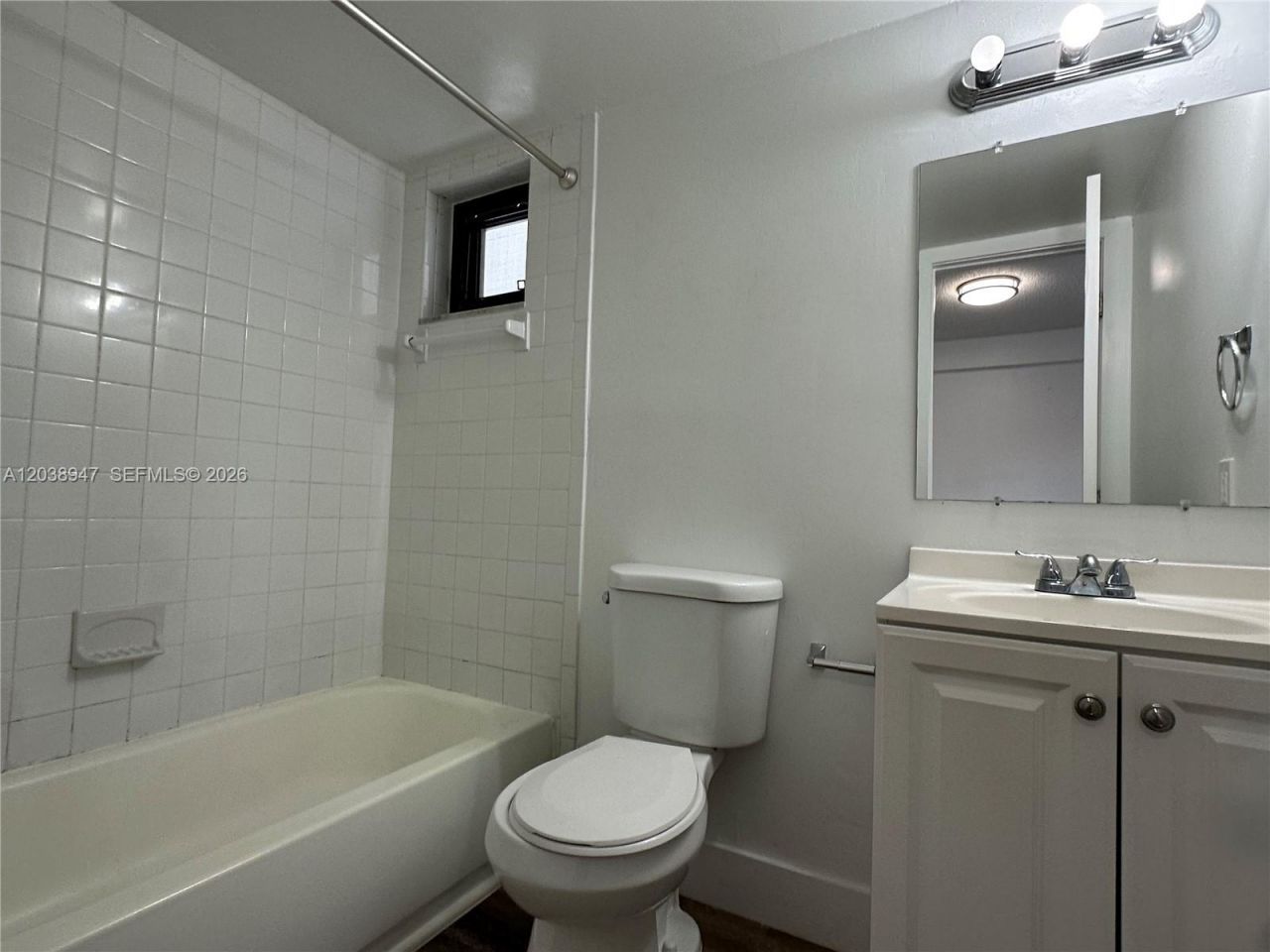 529 SW 4th St , Unit 104, Miami, FL 33130 Photo
