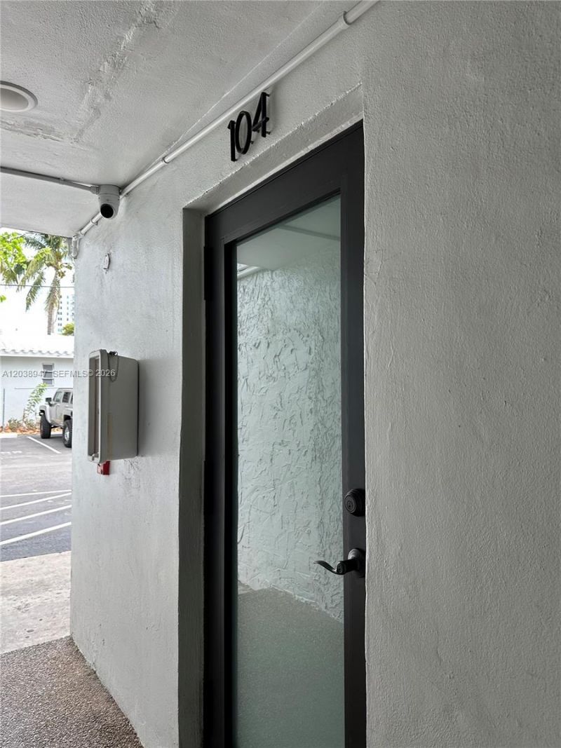 529 SW 4th St , Unit 104, Miami, FL 33130 Photo