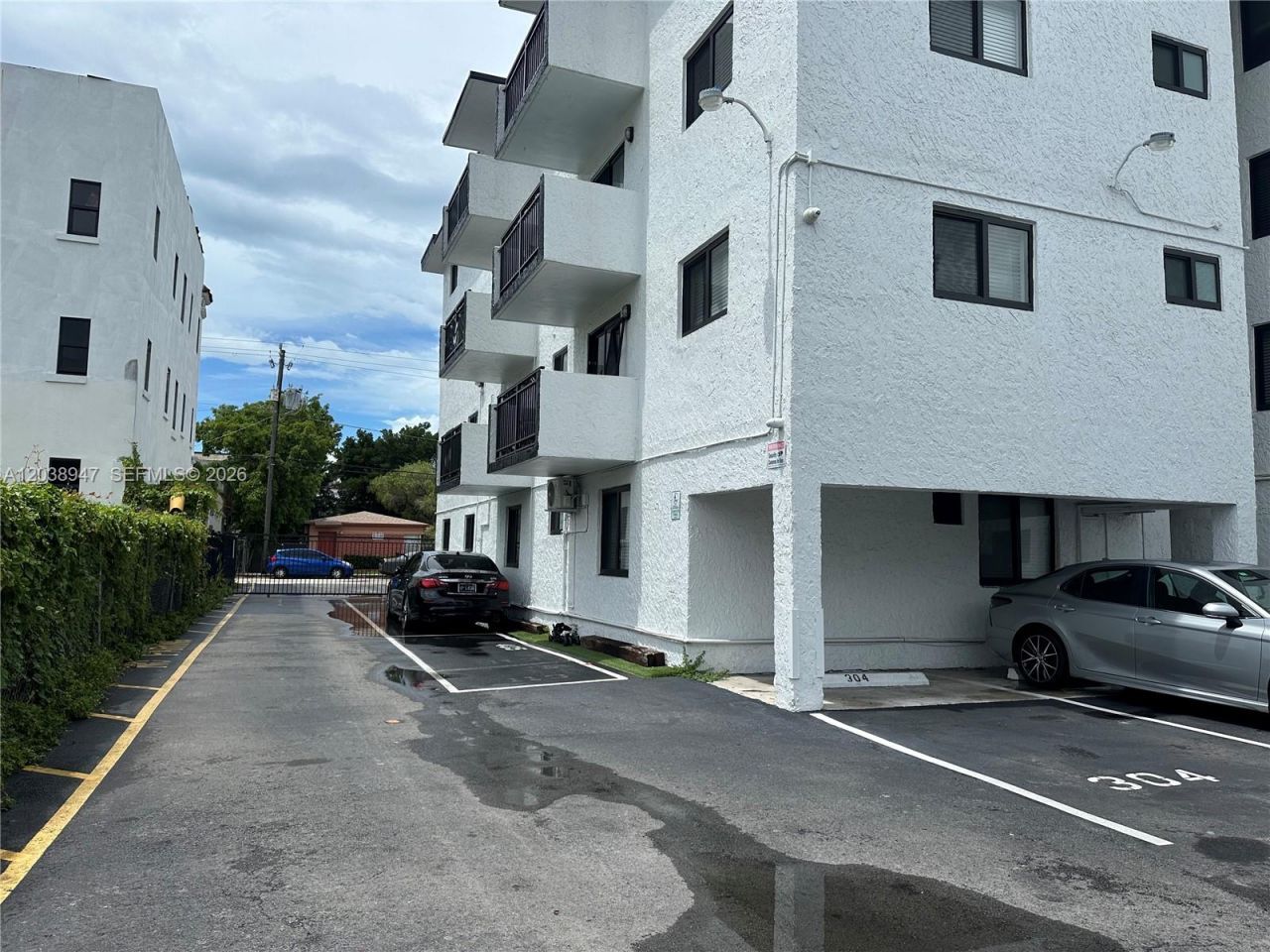529 SW 4th St , Unit 104, Miami, FL 33130 Photo