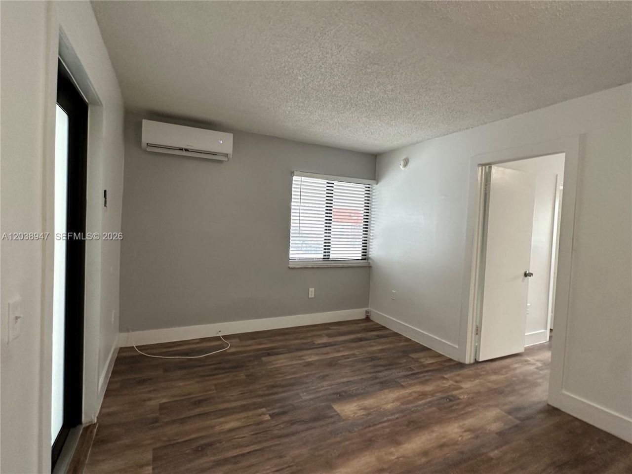 529 SW 4th St , Unit 104, Miami, FL 33130 Photo