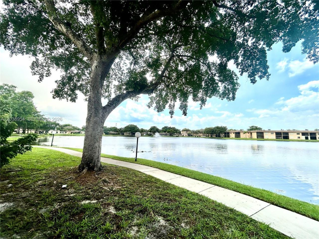416 Briarwood Cir , Unit 2-24, Hollywood, FL 33024 Photo