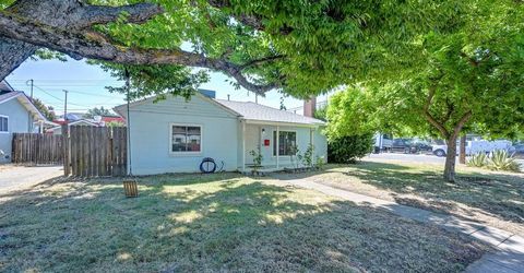 2993 Kroy Way, Sacramento, CA 95817 Photo