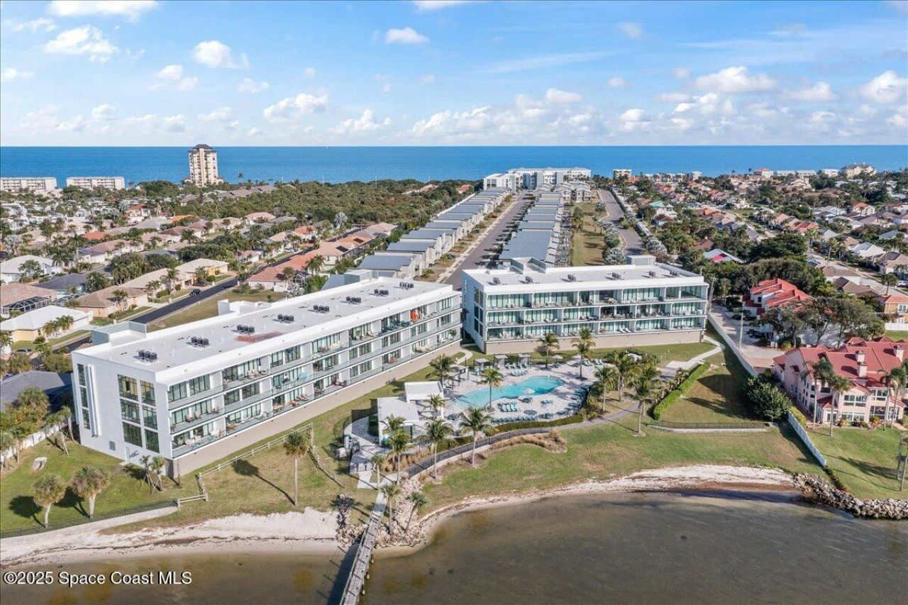 225 Strand Drive, Unit 304, Melbourne Beach, FL 32951 Photo