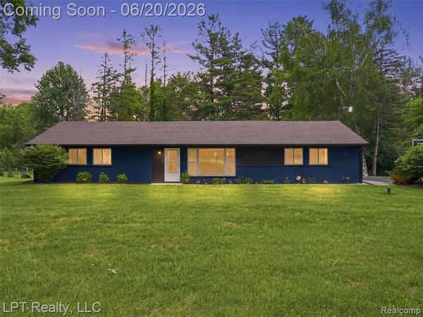 3700 Napier Road, CANTON, MI 48187