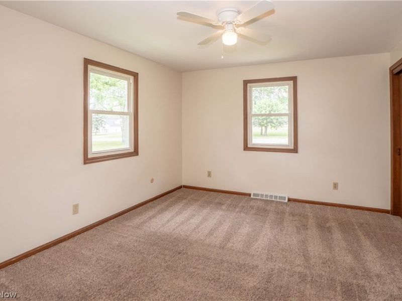 3090-3092 Brumbaugh Street NW, North Canton, OH 44720 Photo 11
