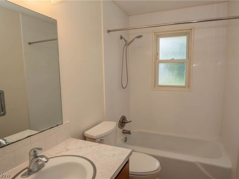 3090-3092 Brumbaugh Street NW, North Canton, OH 44720 Photo 15