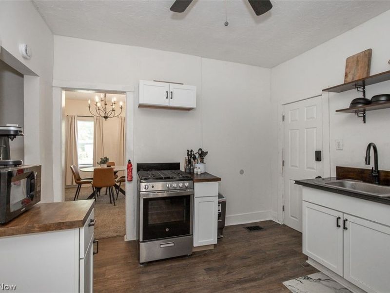 2334 E 97th Street , Cleveland, OH 44106 Photo 8
