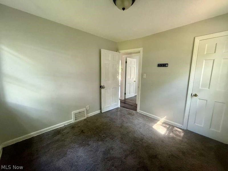 26470 Zeman Avenue , Euclid, OH 44132 Photo 16