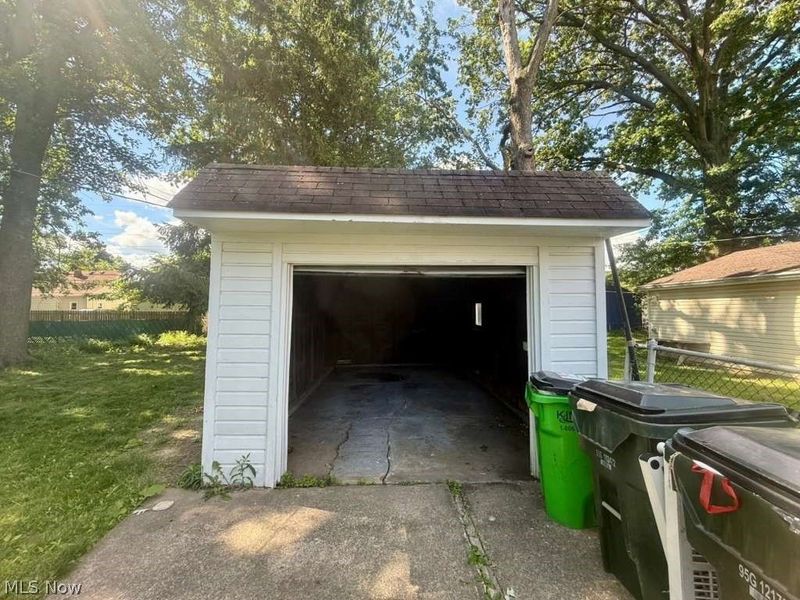 26470 Zeman Avenue , Euclid, OH 44132 Photo 6