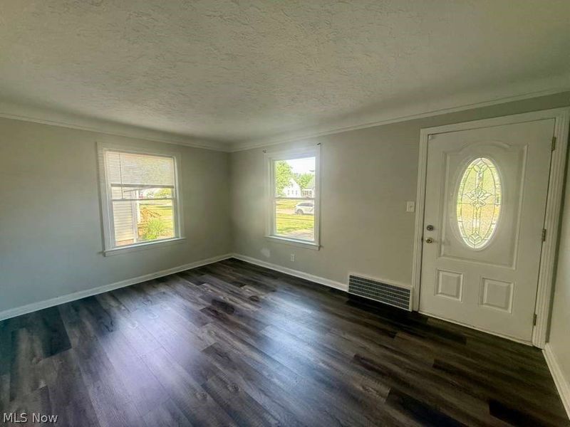 26470 Zeman Avenue , Euclid, OH 44132 Photo 8