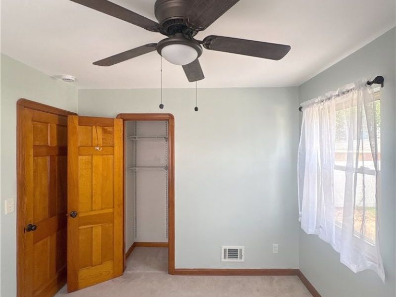 5082 W 5th Street , Brooklyn Heights, OH 44131 Photo 15