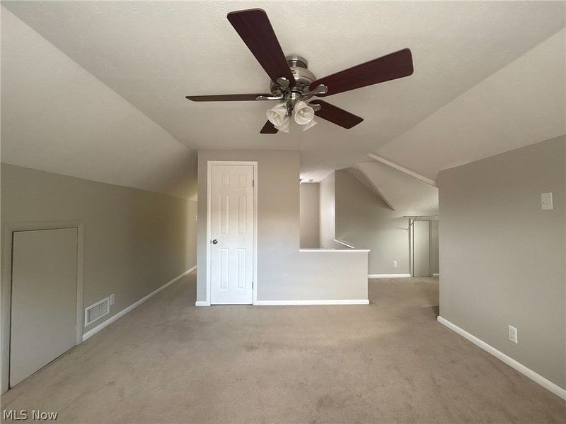 5082 W 5th Street , Brooklyn Heights, OH 44131 Photo 19