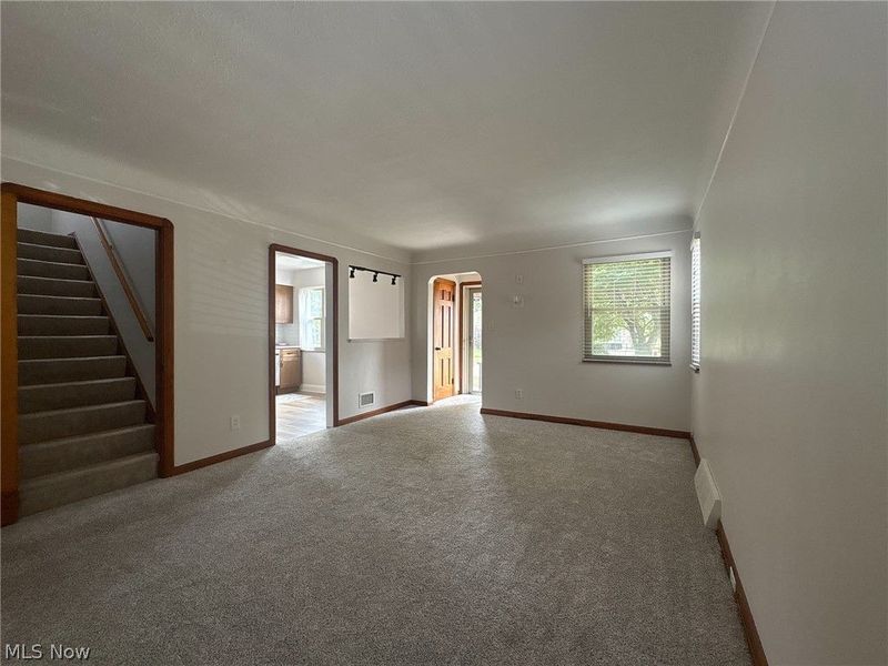 5082 W 5th Street , Brooklyn Heights, OH 44131 Photo 7