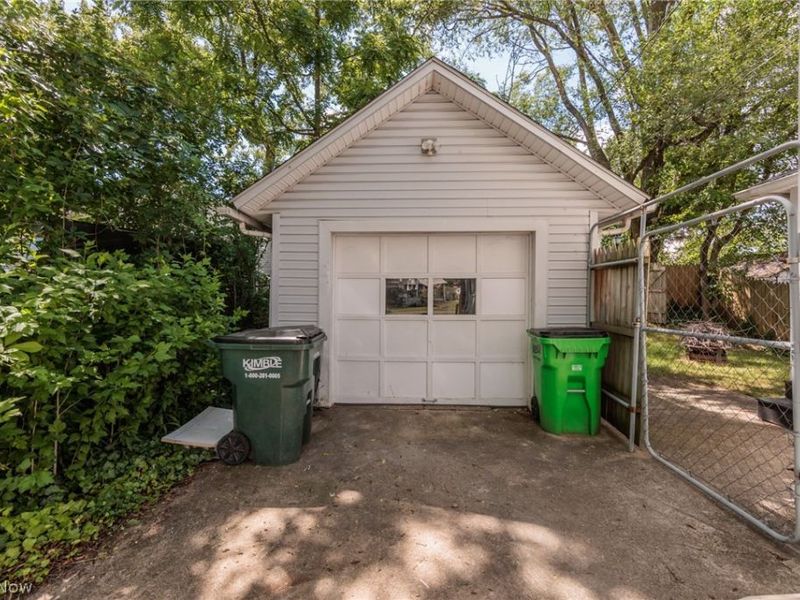 1511 Grace Street , Alliance, OH 44601 Photo 5