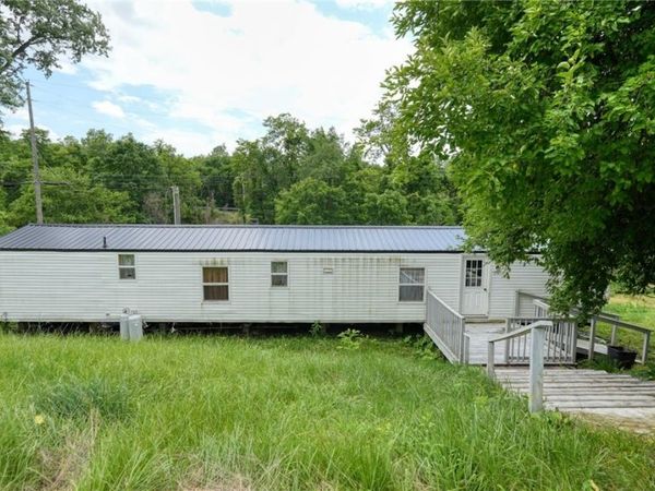195 Sundale Lane , Norwich, OH 43767